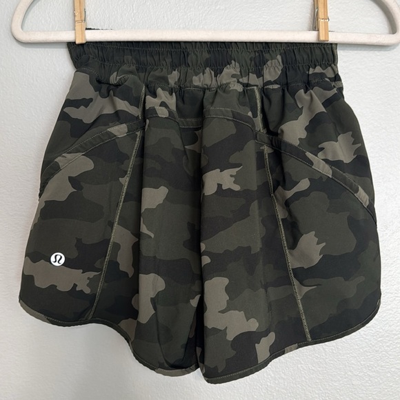 Lululemon Track That Mid-Rise Lined Short 5" Heritage Camo Medium Olive Multi - Picture 4 of 6